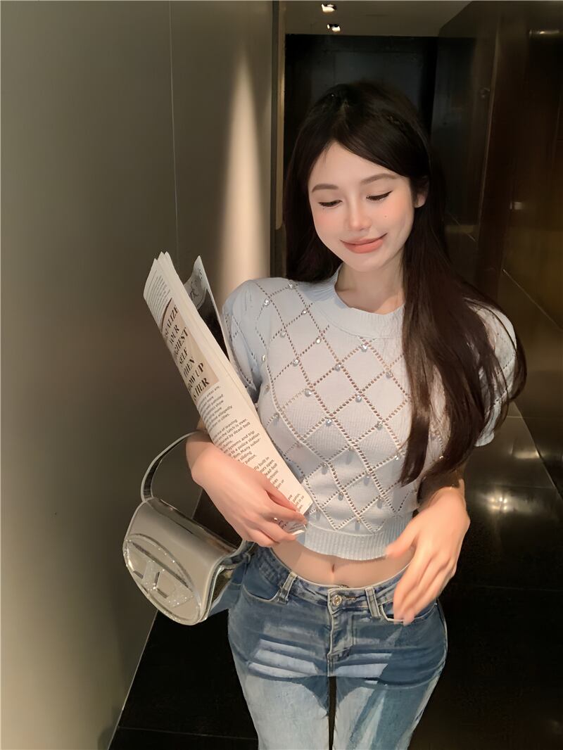 【tops】細身効果抜群♪夏新作3色ラウンドネック半袖ビーズ飾り体型カバー着回し薄手ニットF4718