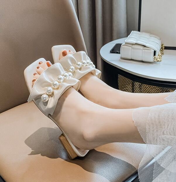 【shoes】美人度アップ3色スクエアトゥ履きやすい合わせやすいビーズ飾りスリッパサンダルF2754