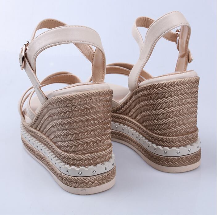 【shoes】2色ウェッジヒール履きやすい合わせやすいオープントゥサンダルF5100