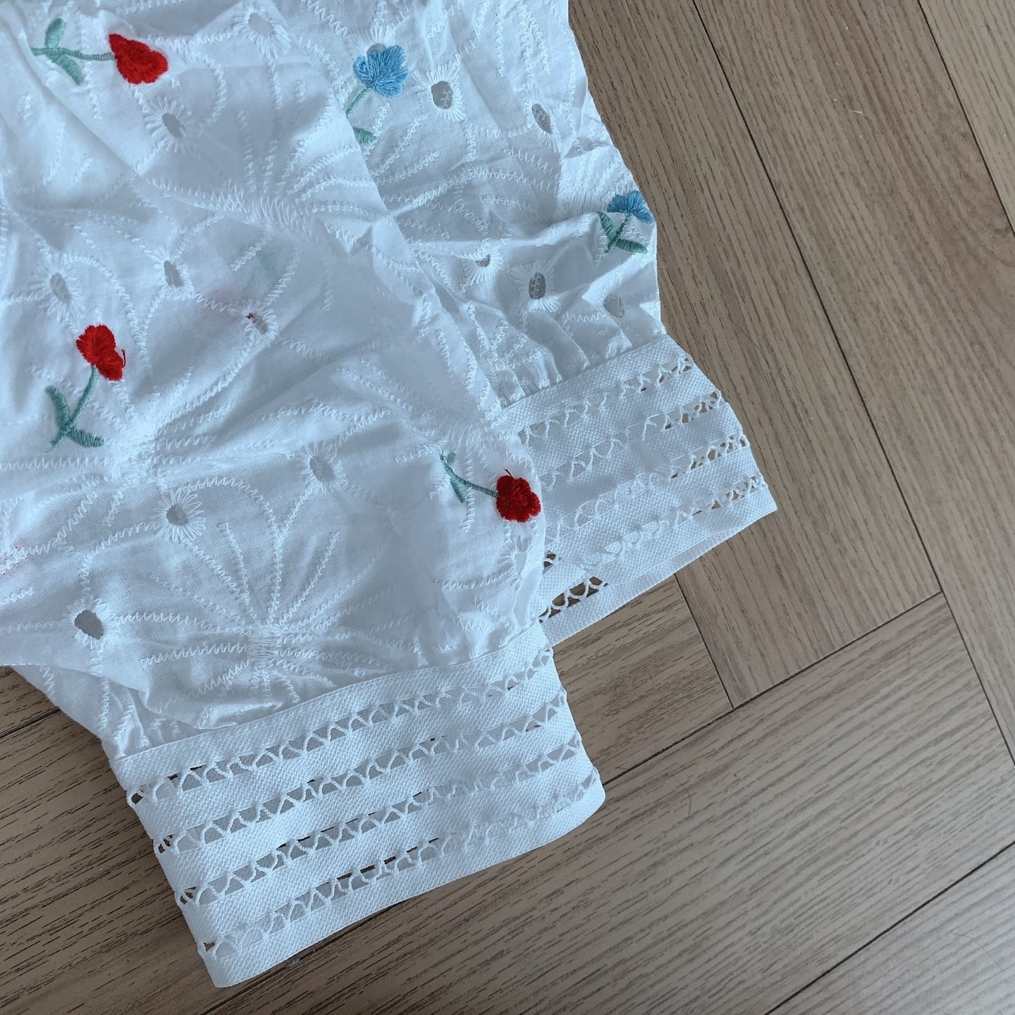 【dress】気質スウィート刺繍着痩せスクエアネック透かし彫りパフスリーブ花柄配色ワンピースF0035