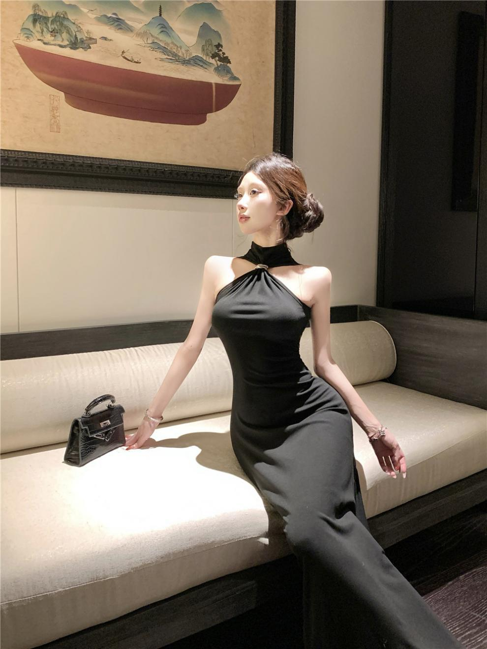 【dress】ホルターネックタイトロングワンピース Q8186