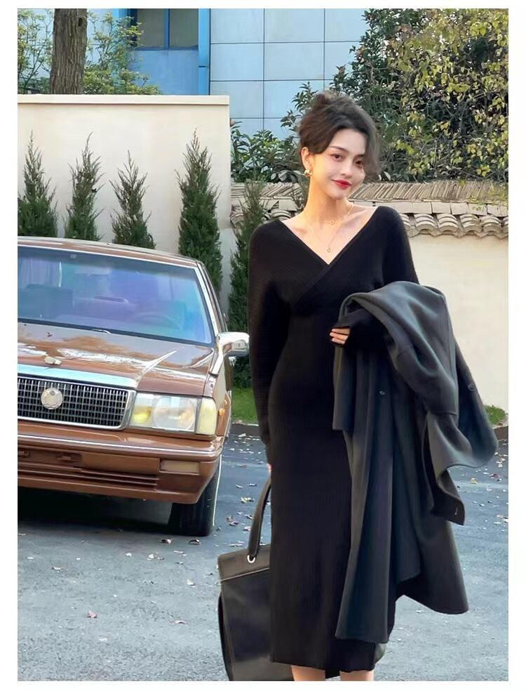 【dress】優しい雰囲気韓国風INS風Vネック長袖ウェスト絞り無地着やせニットワンピースF3383