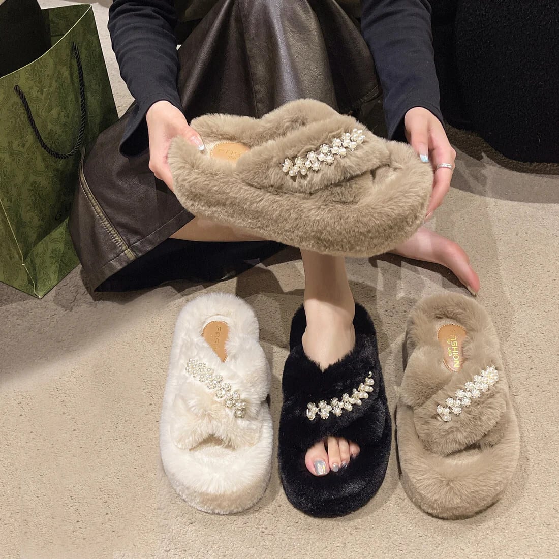 【Shoes】ファースリッパ N2835