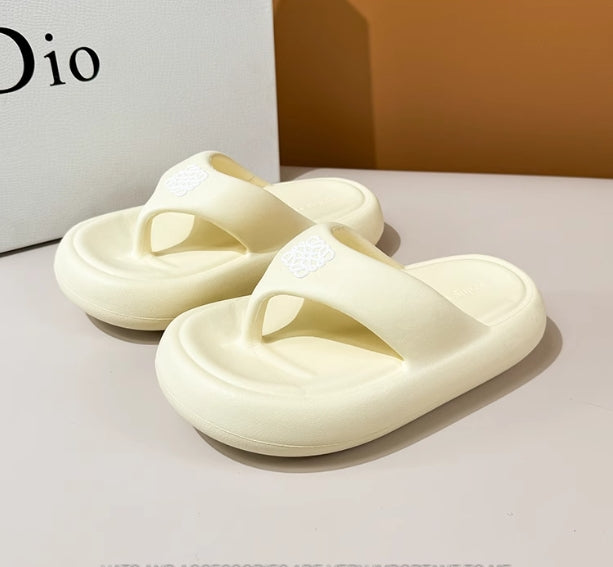 【shoes】滑りとめ厚底サンダルG21860