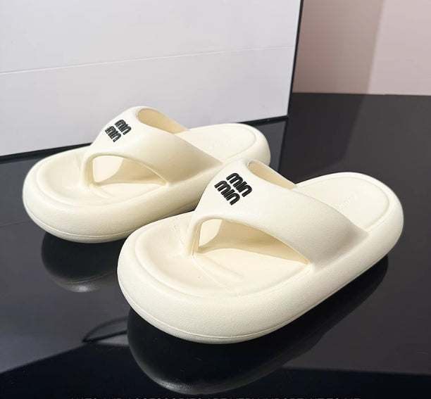 【shoes】滑りとめ厚底サンダルG21861