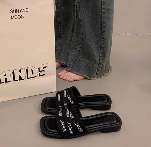 【shoes】ファッション2色選択可サンダルG21884
