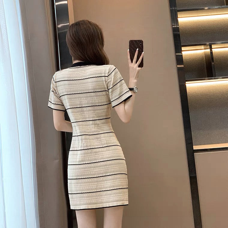 【dress】VネックニットワンピースG21889