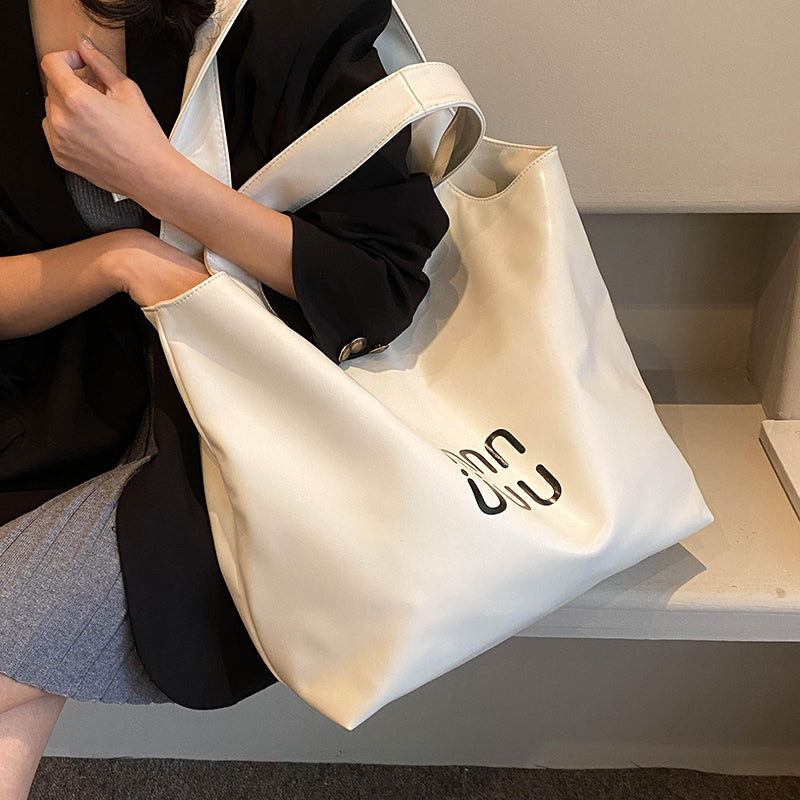 【小物】大容量ショルダーバッグG21990