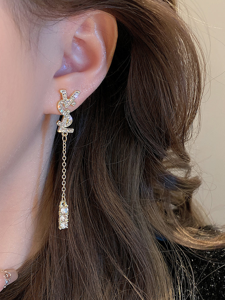 【小物】英字柄ピアスアクセサリーG21999