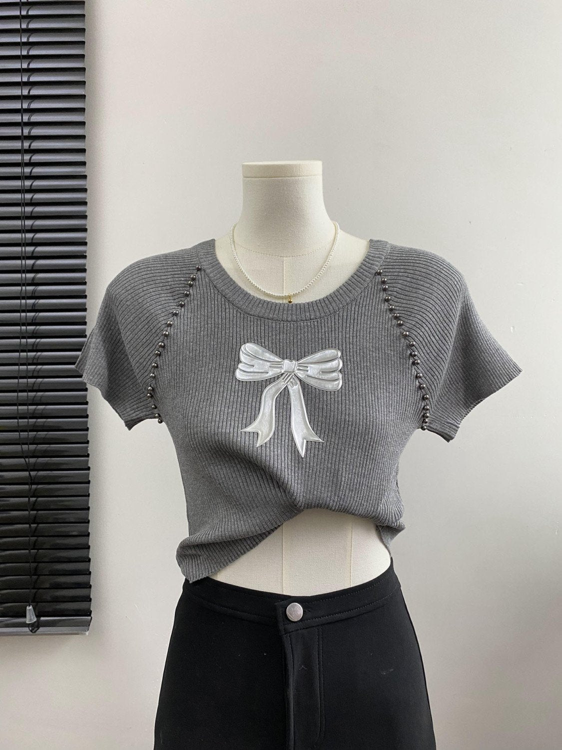 【tops】ラウンドネックリボンニットトップスG22037
