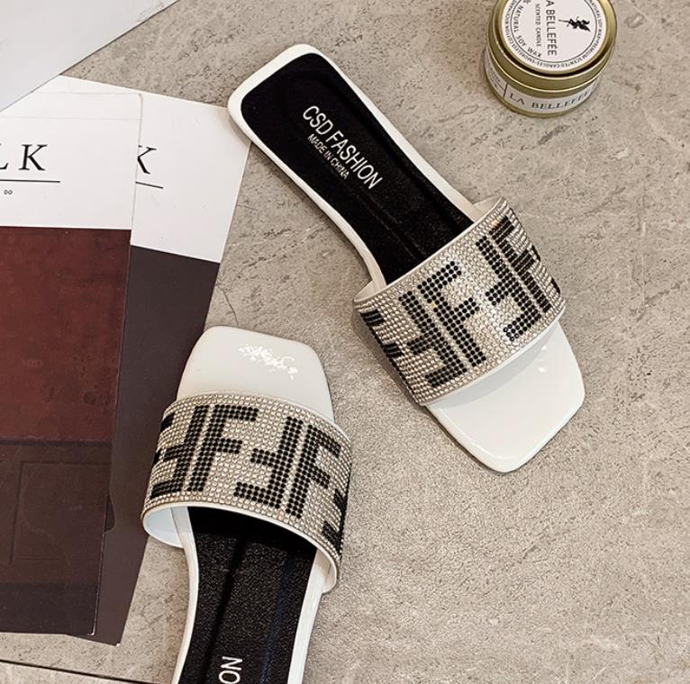 【shoes】2色履きやすいスクエアトゥサンダルF7694