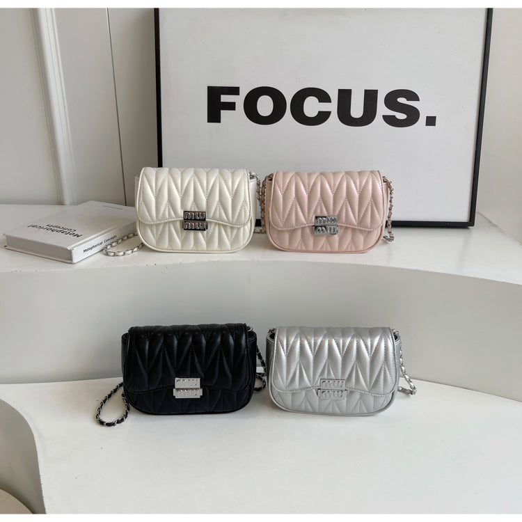 【小物】ジッパーメッセンジャーバッグG22220