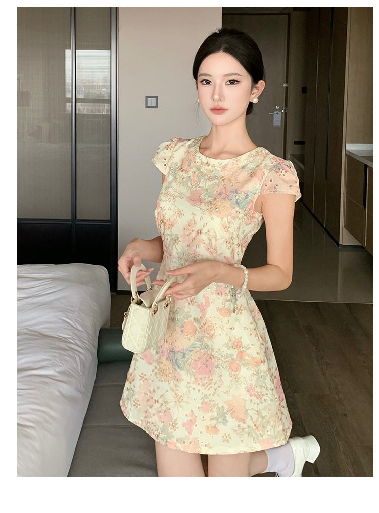 【dress】プリントバックで綺麗デートワンピースG22283