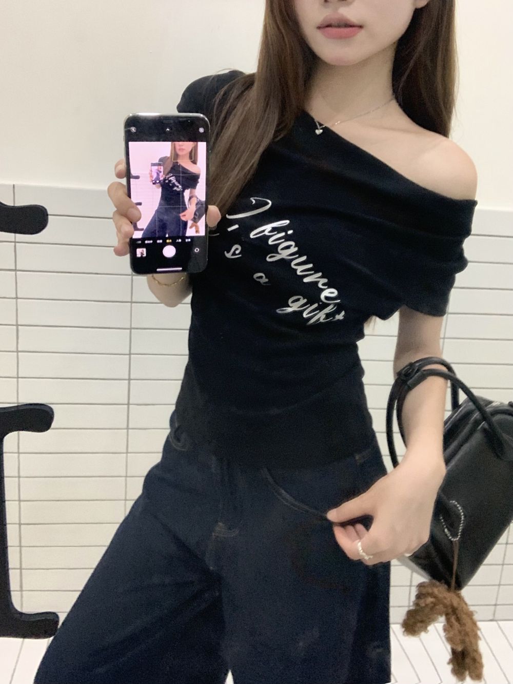 【tops】オフショルダーTシャツG22294