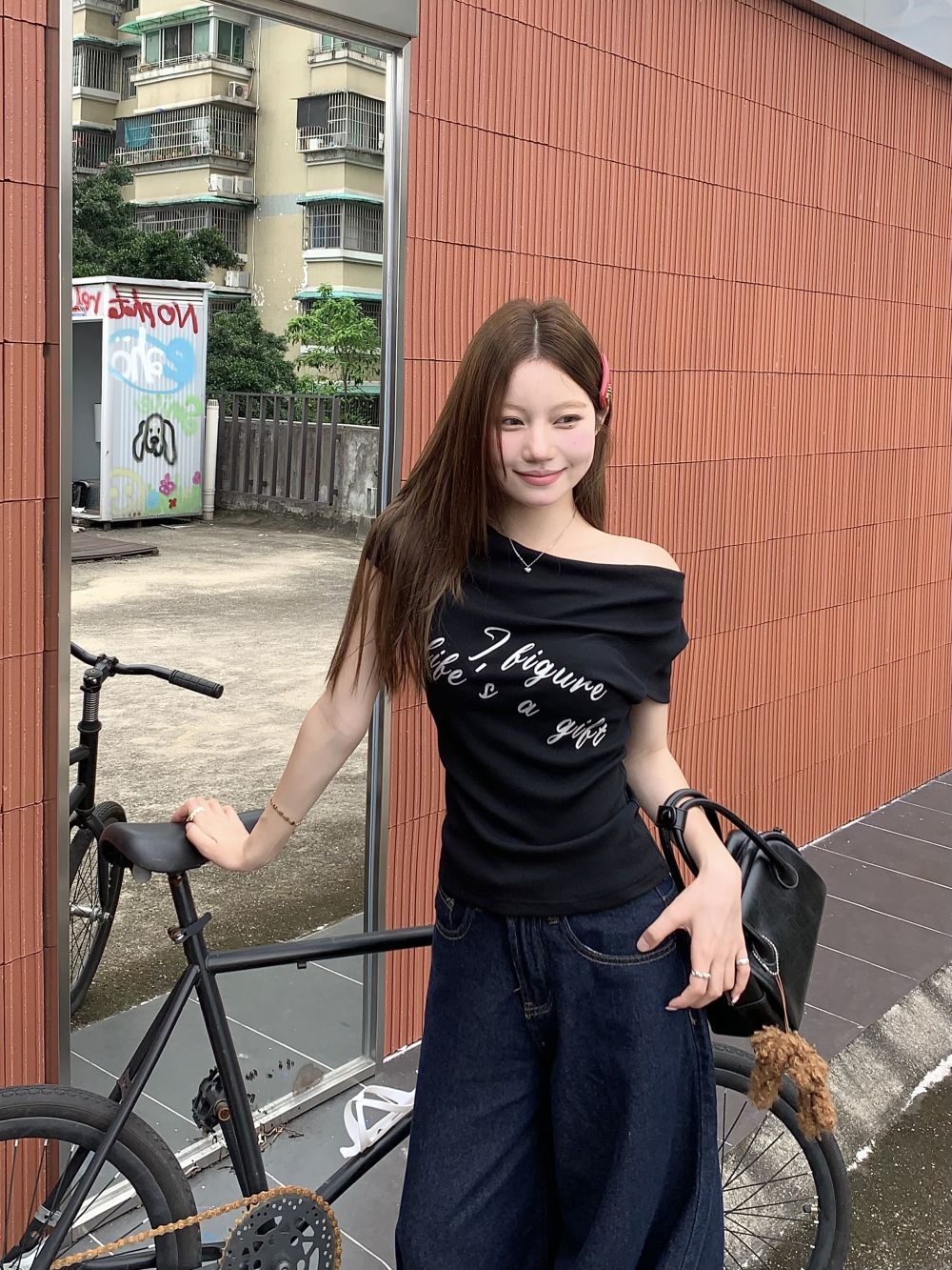 【tops】オフショルダーTシャツG22294