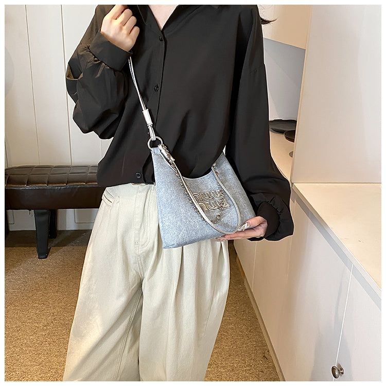 【小物】ジッパーメッセンジャーバッグG22305