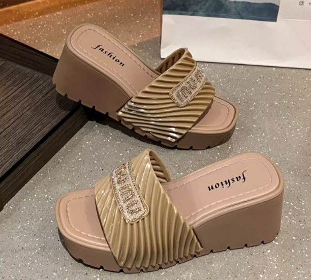 【shoes】2色厚底サンダルスリッパG22349