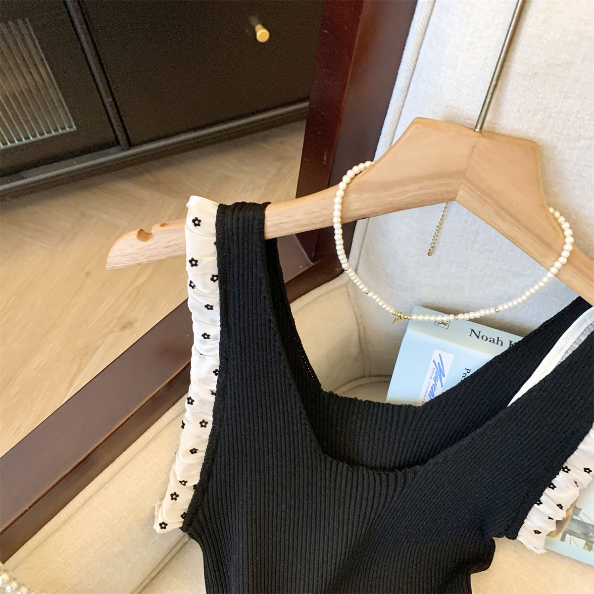 【tops】ドット柄スクエアネックキャミソールG22366