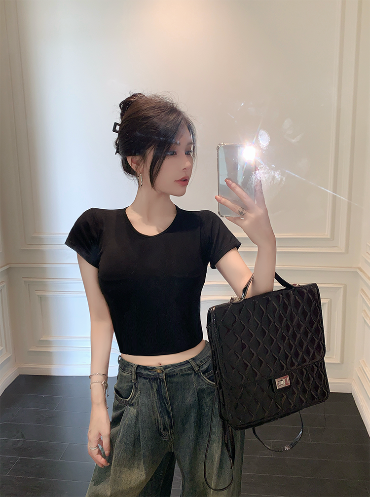 【tops】バックで綺麗スリットTシャツG22376