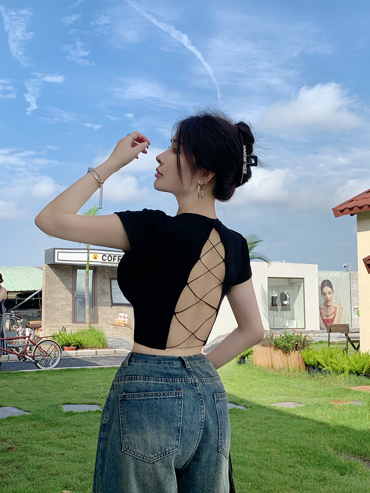 【tops】バックで綺麗スリットTシャツG22376