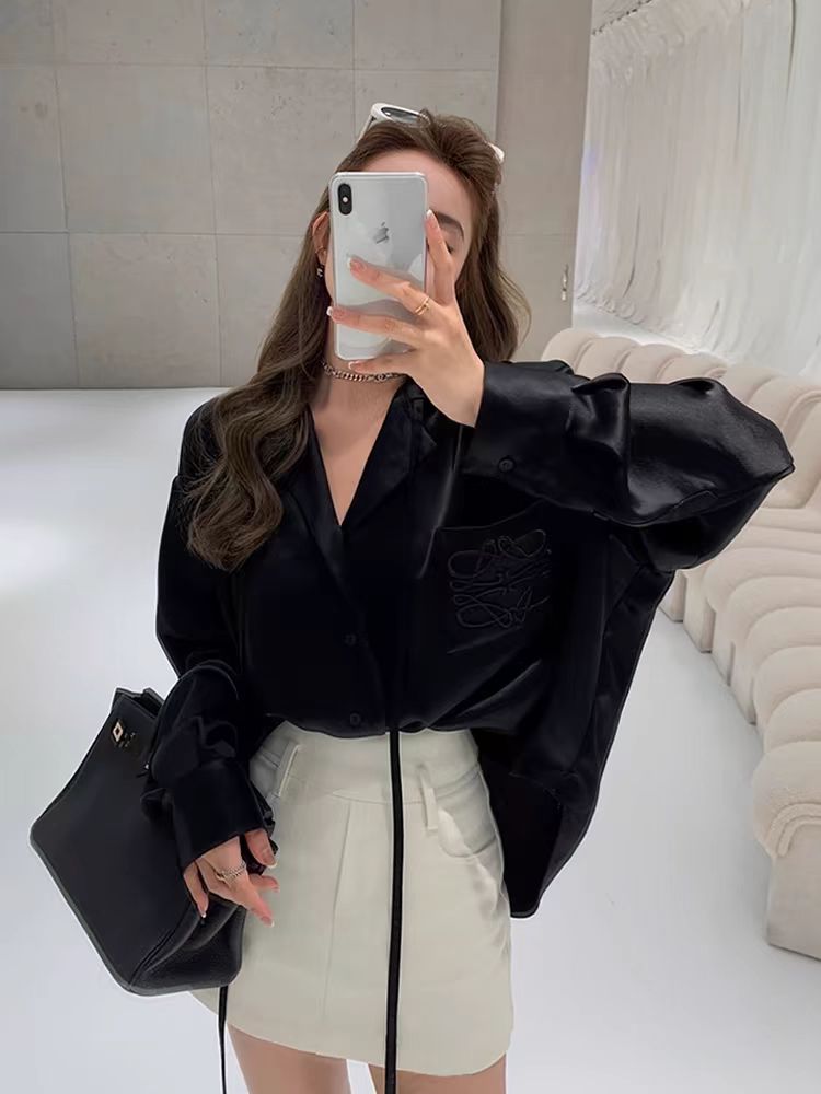 【tops】Vネック長袖ブラウスG22535