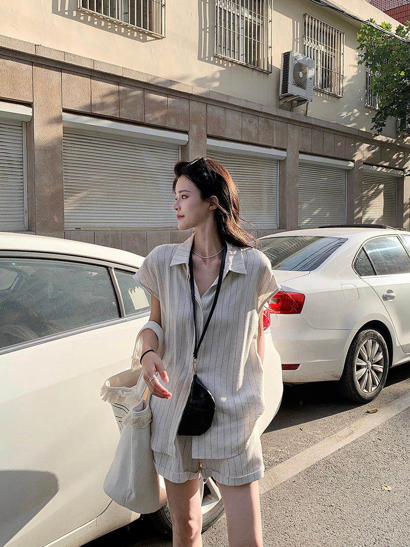 【set】ストライプ柄ブラウス+ショートパンツ2点セットG22779