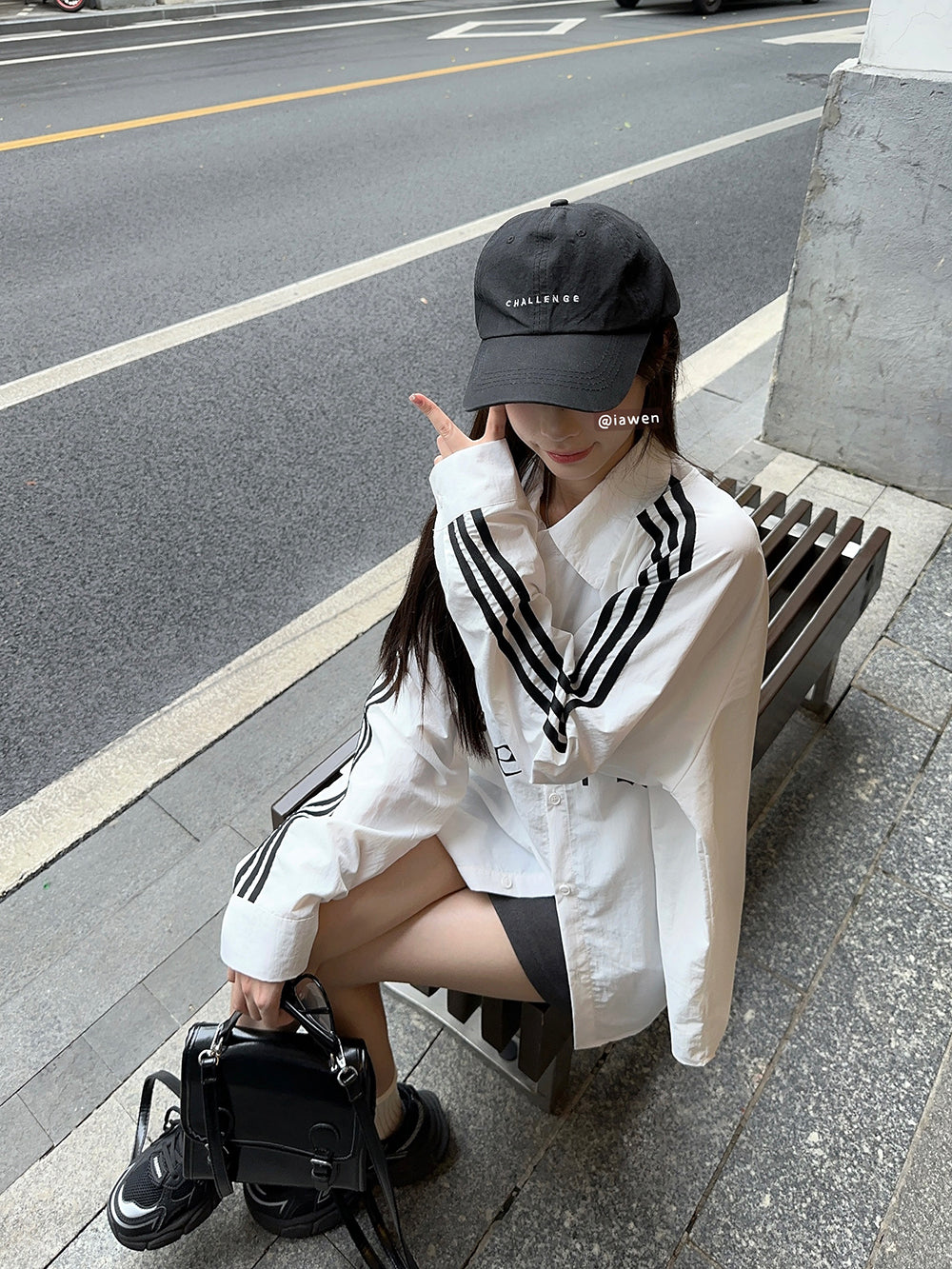 【tops】デザイン英字柄ブラウスG22857