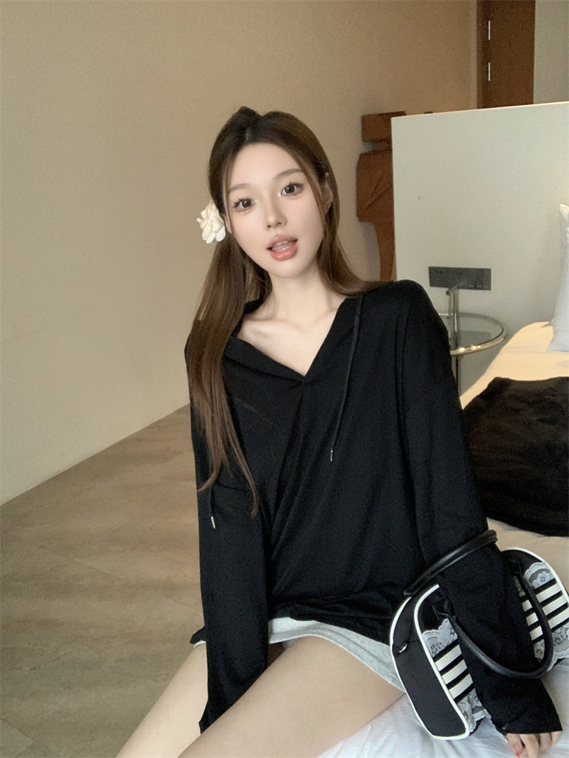【tops】フード付き長袖TシャツG22894