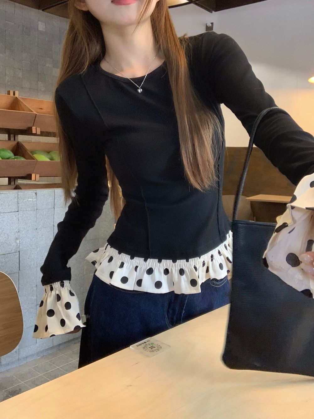 【tops】フリル切り替え長袖TシャツG22951