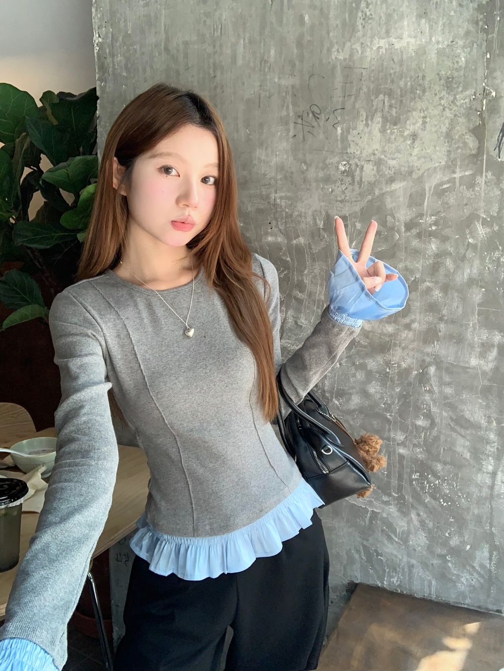 【tops】フリル切り替え長袖TシャツG22951