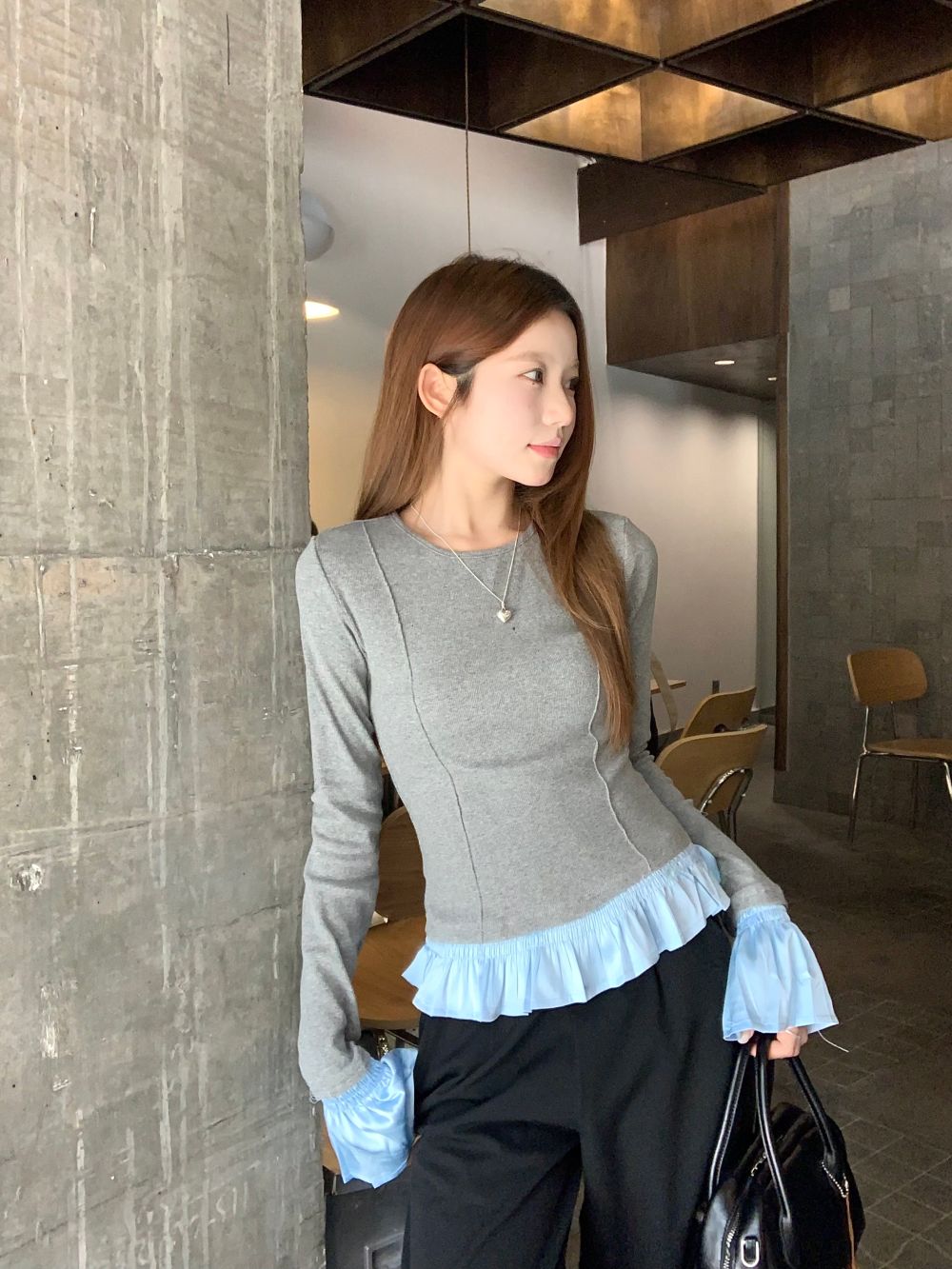 【tops】フリル切り替え長袖TシャツG22951