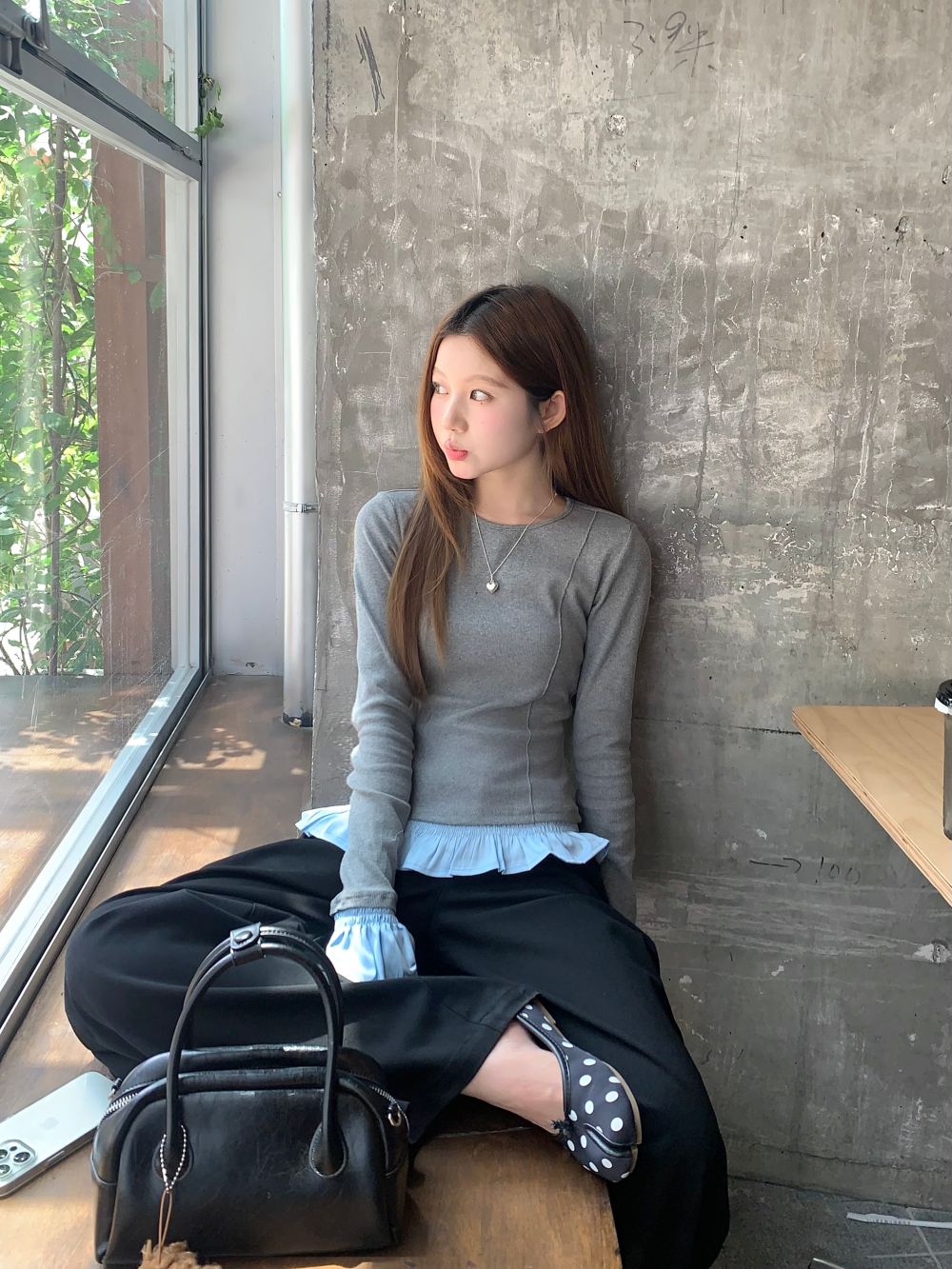 【tops】フリル切り替え長袖TシャツG22951