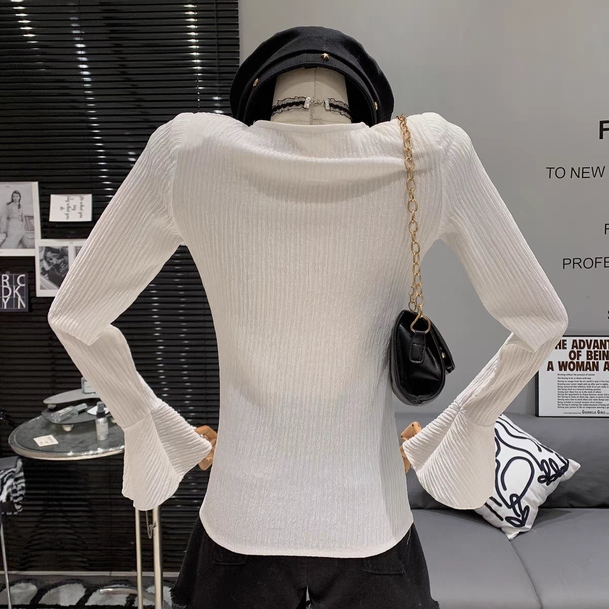 【tops】VネックフレアスリーブギャザーTシャツG23140