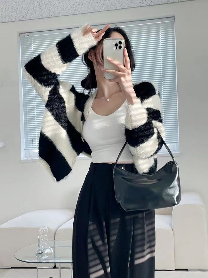 【outer】ゆったりニットカーディガンG23298