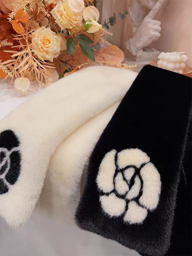 【小物】2色展開ファースカーフG23368