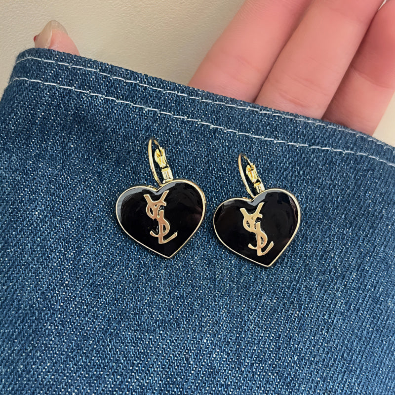 【小物】ハート柄イヤリングアクセサリーG23420