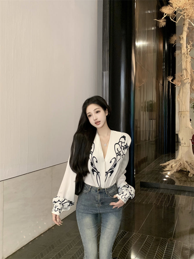 【tops】Vネック長袖シャツG23797