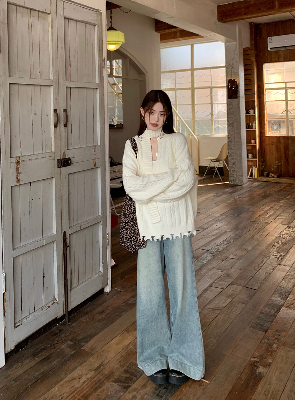 【tops】Uネック長袖ニットセーターG23824