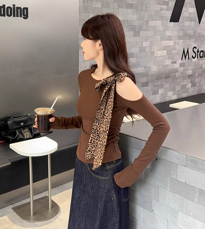 【tops】オープンショルダーヒョウ柄TシャツG24153
