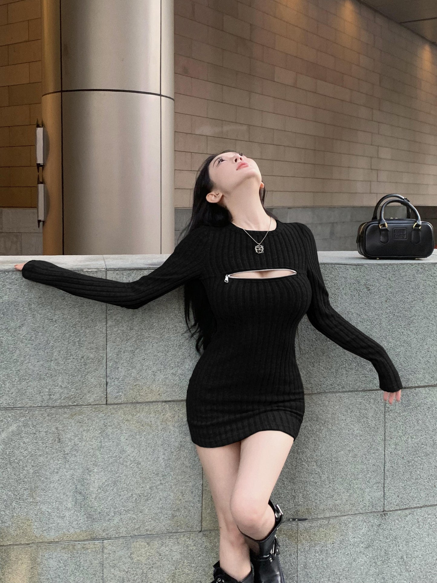 【dress】タイト長袖ニットワンピースG24433