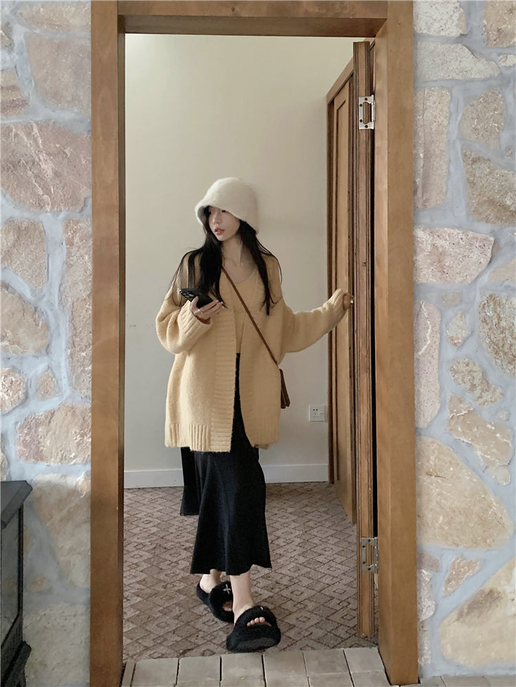 【outer】Vネック長袖ニットカーディガンG24453