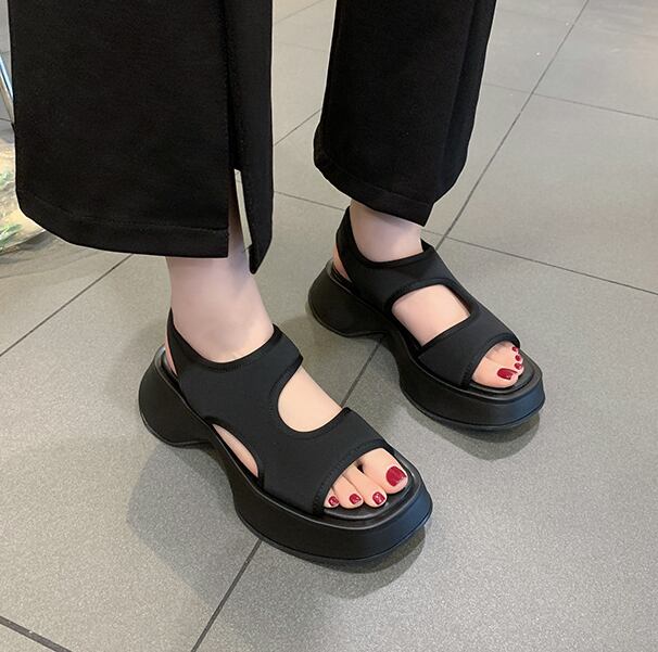 【shoes】韓国風INS風2色厚底人気合わせやすい履きやすいサンダルF5106