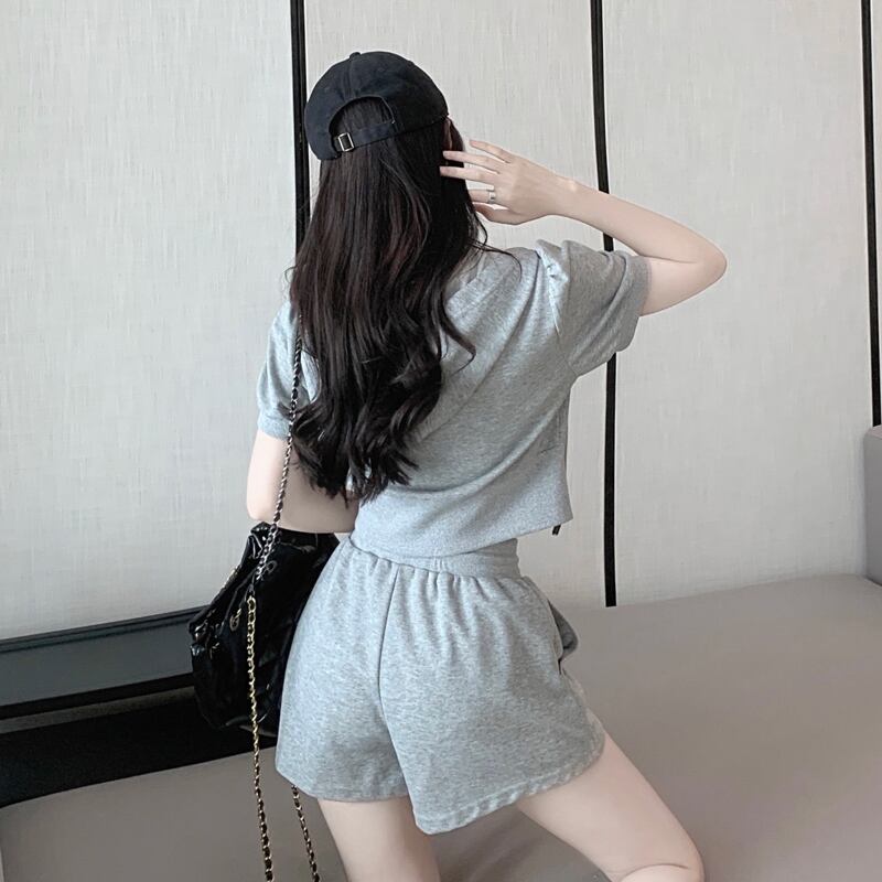 【set】ファスナーパーカー+ギャザーショートパンツ2点セット F7362