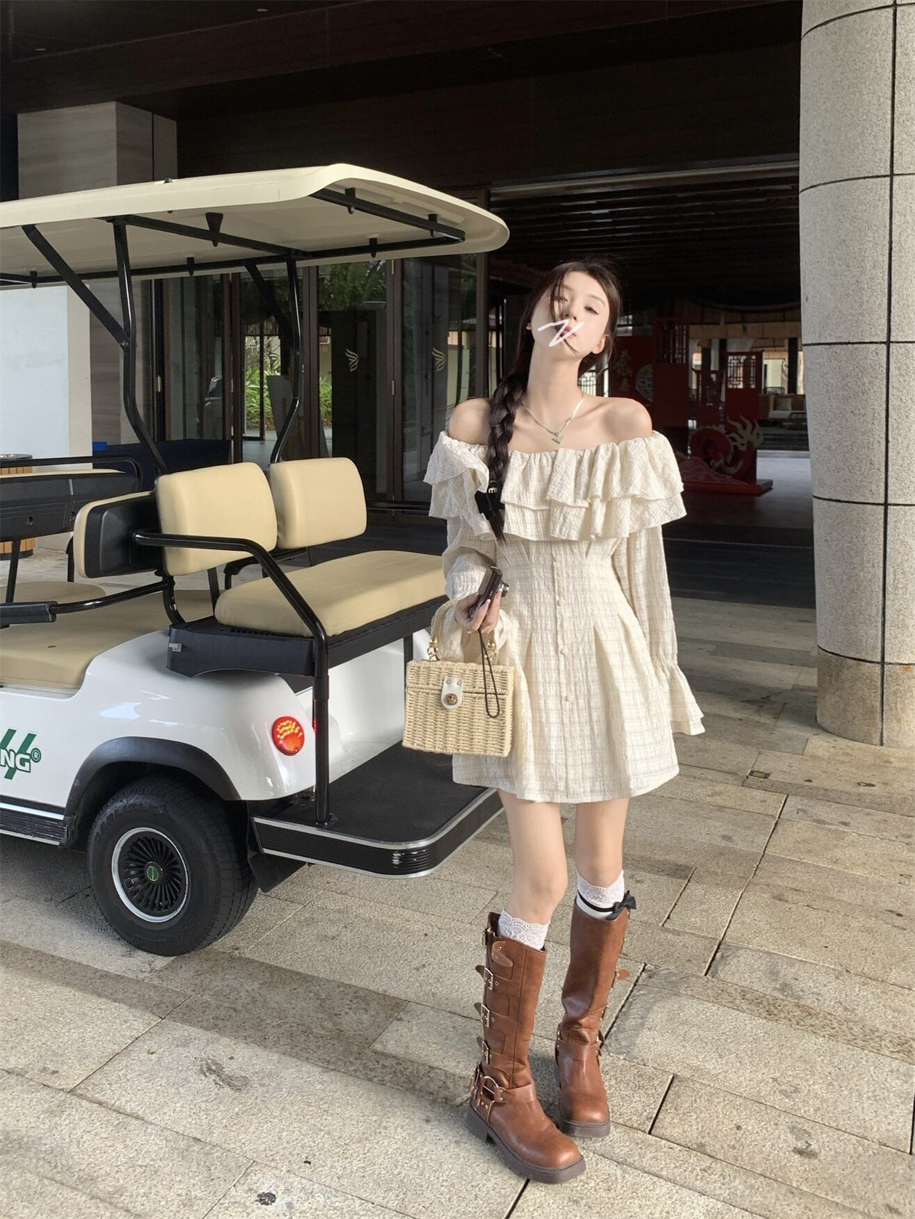【dress】オフショルダーフリルワンピース G20429