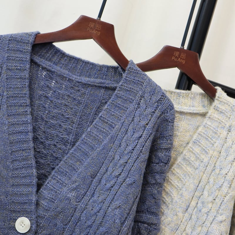 【outer】Vネックニットカーデ M25702