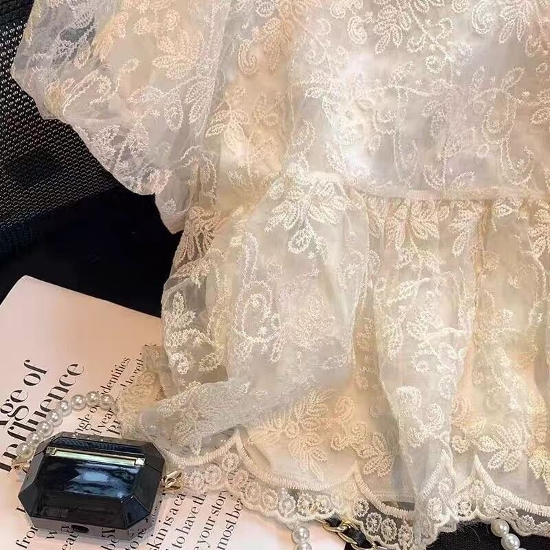 【tops】スクェアネックレースブラウスF7444