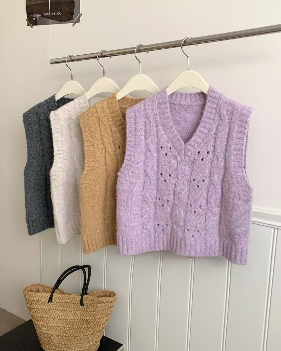 【tops】Vネックニットベスト M29071