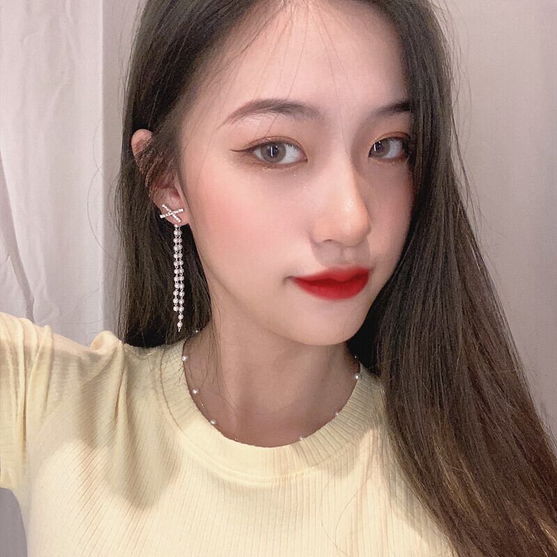 【小物】ファッションシンプルラインストーンフリンジピアスアクセサリー