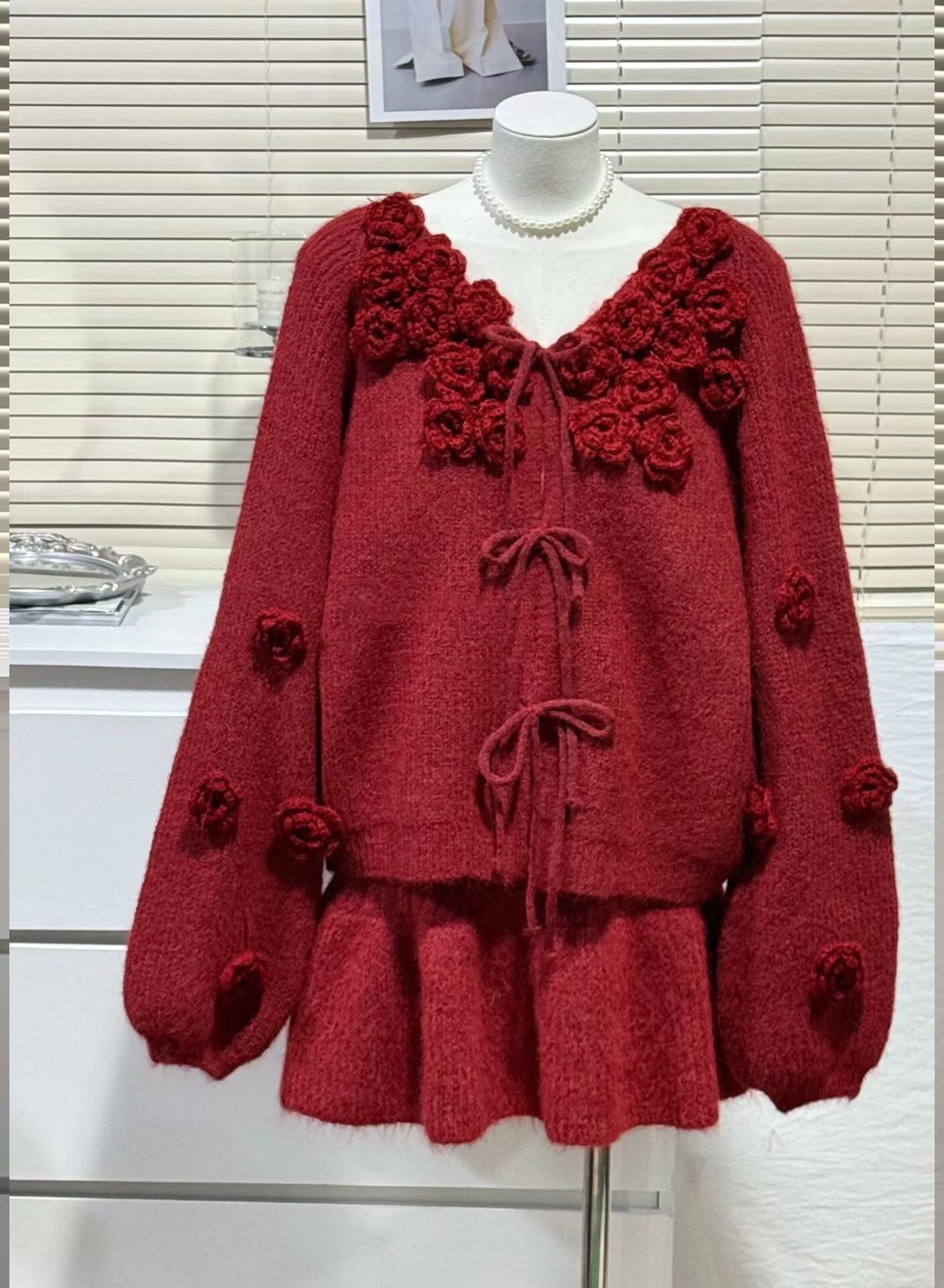 【set】立体感バラニットトップス×ミニスカートセット Q7682