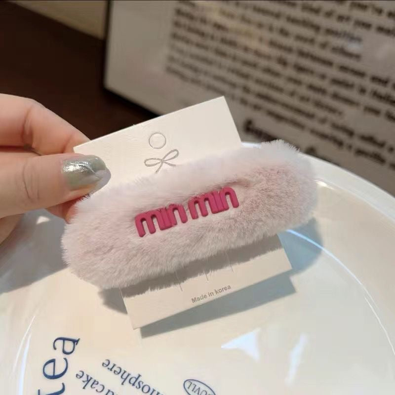 【小物】ふわふわヘアクリップアクセサリーF8445